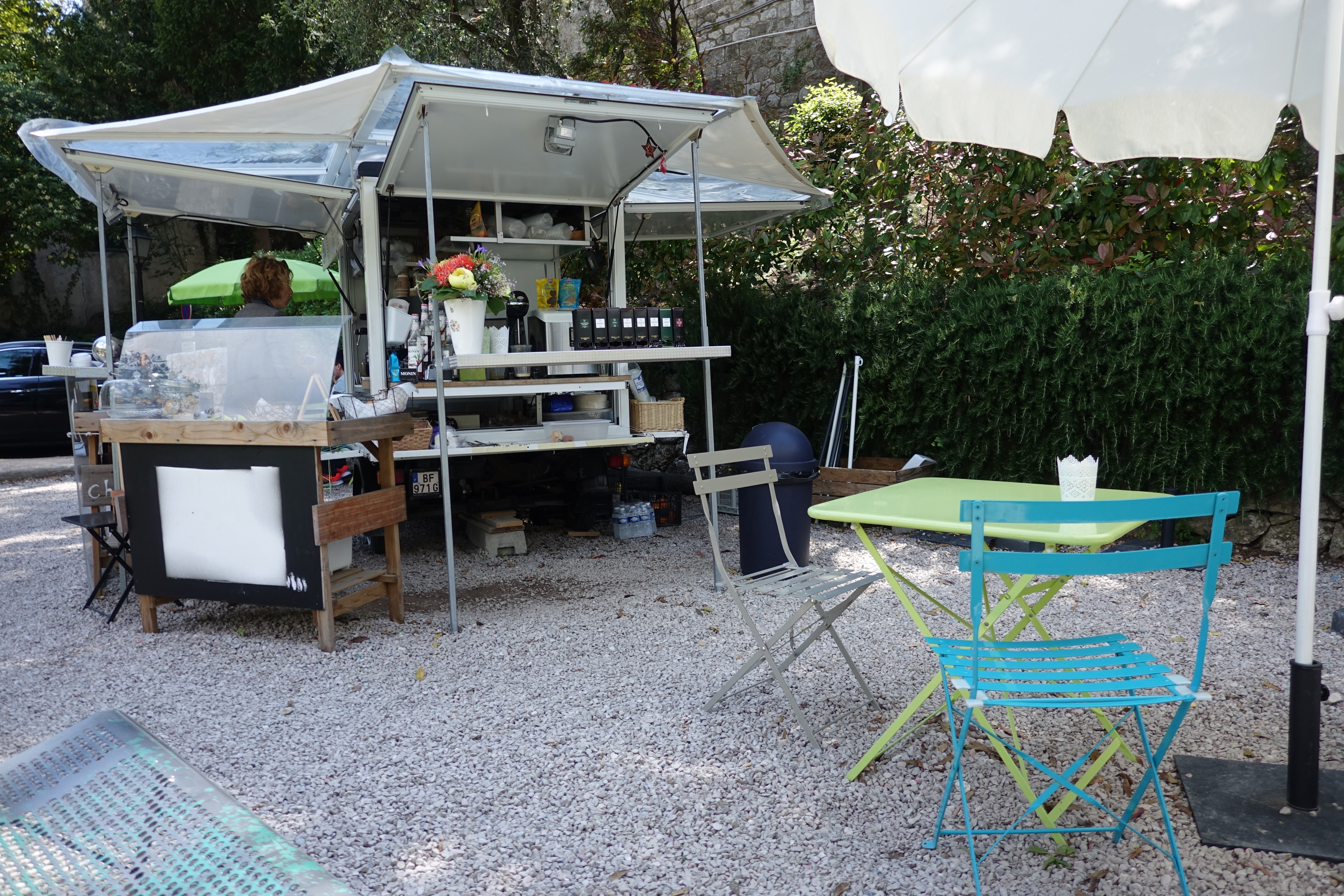 Awesome little espresso and pastry truck near the hotel valet stand