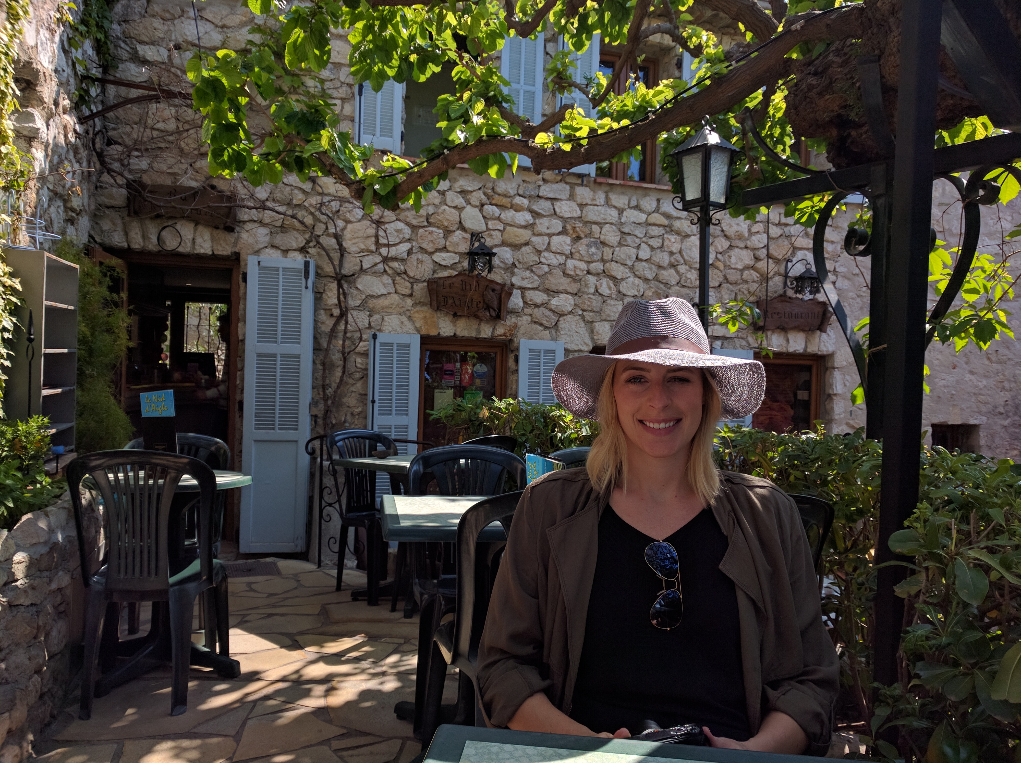 Kelly at breakfast this morning at the nearby, Le nid d'aigle