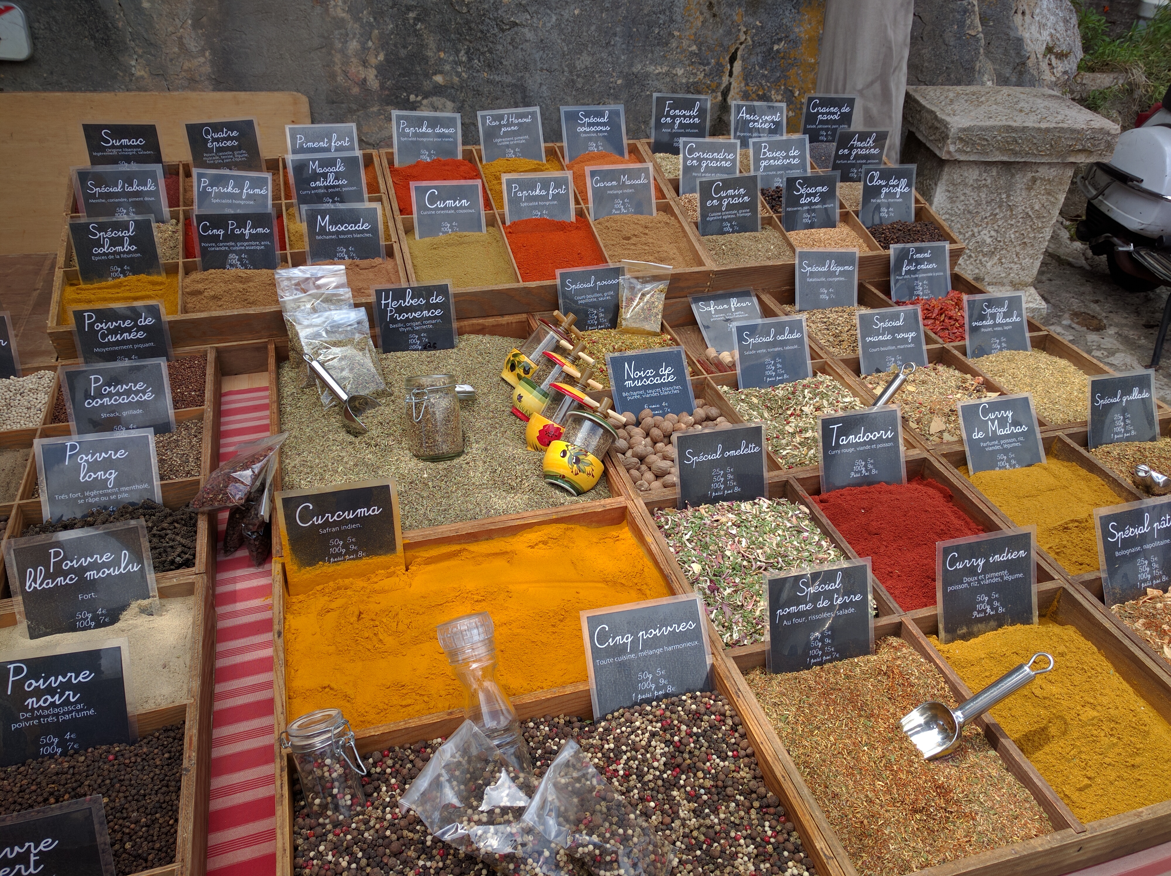 Tea and spice vendor at the entry to the village